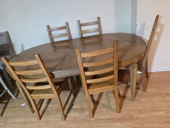 Dine in table set with chairs