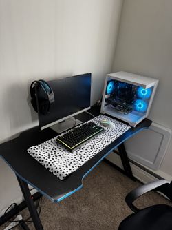 Full Gaming Pc / Set Up
