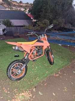 Mini. dirt bike.