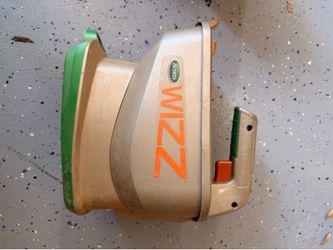 Scotts Wizz Battery Powered Handheld Spreader - Works Great⁠