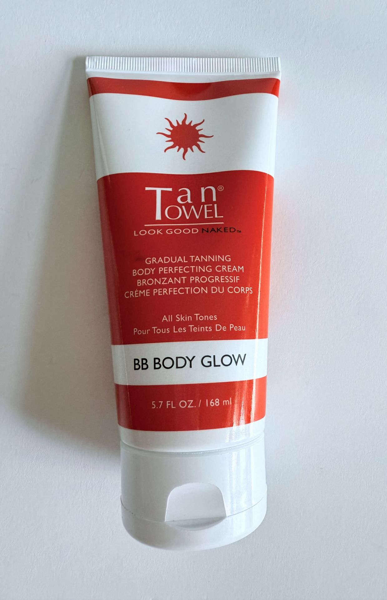 Tan Towel BB Tanning Body Golden Glow Cream All Skin Tones Skincare Moisturizer