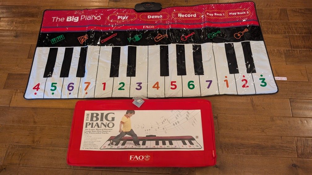 FAO Schwarz 70" Long The Big Piano