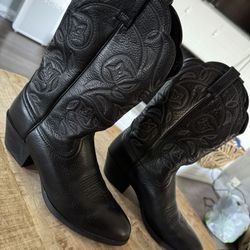 Black Ariat Boots Women