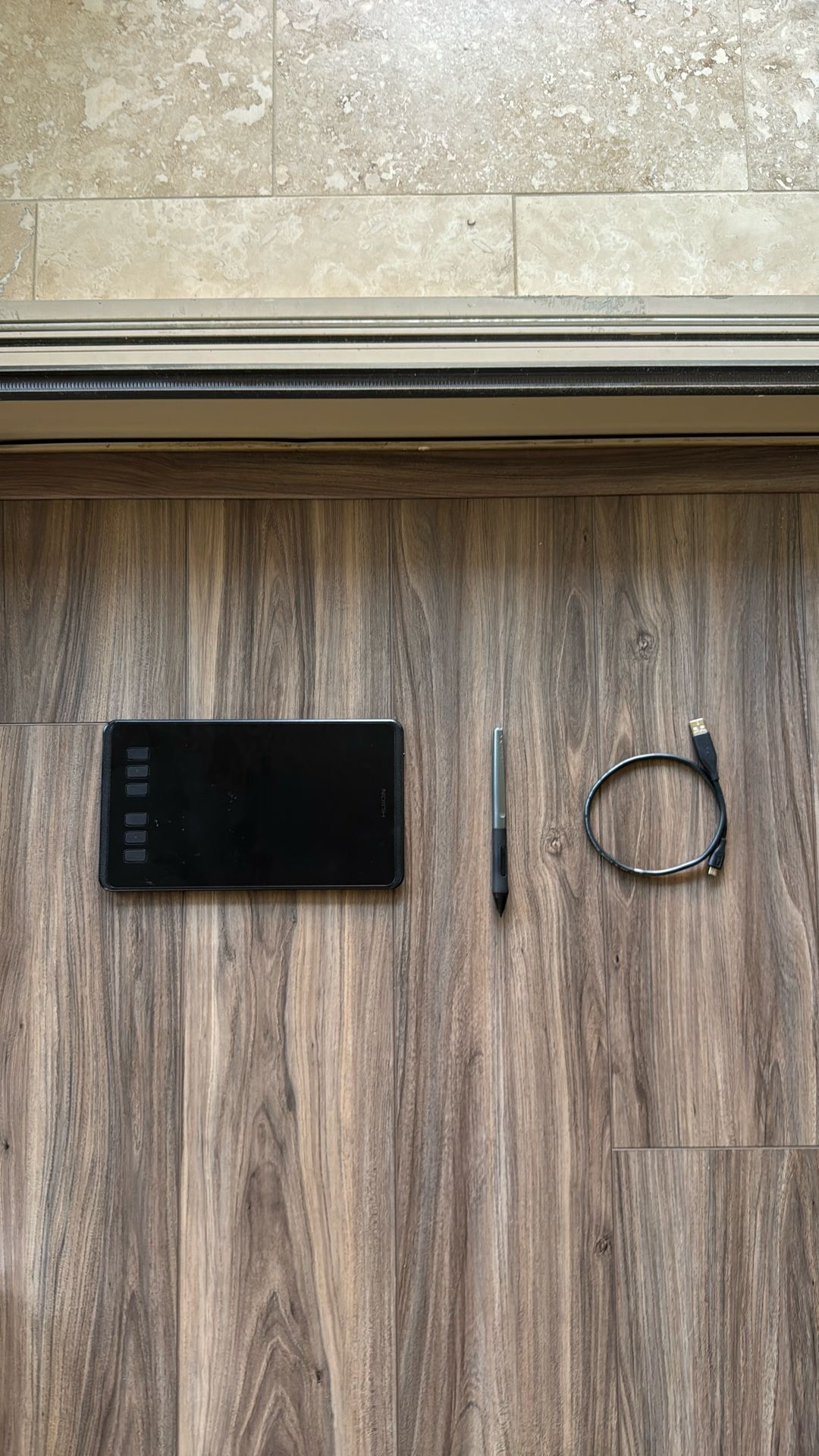 HUION Inspiroy H640P Drawing Tablet