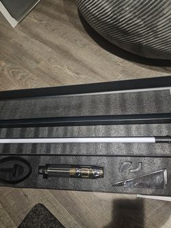 Disney Legacy Lightsaber - Mace Windu