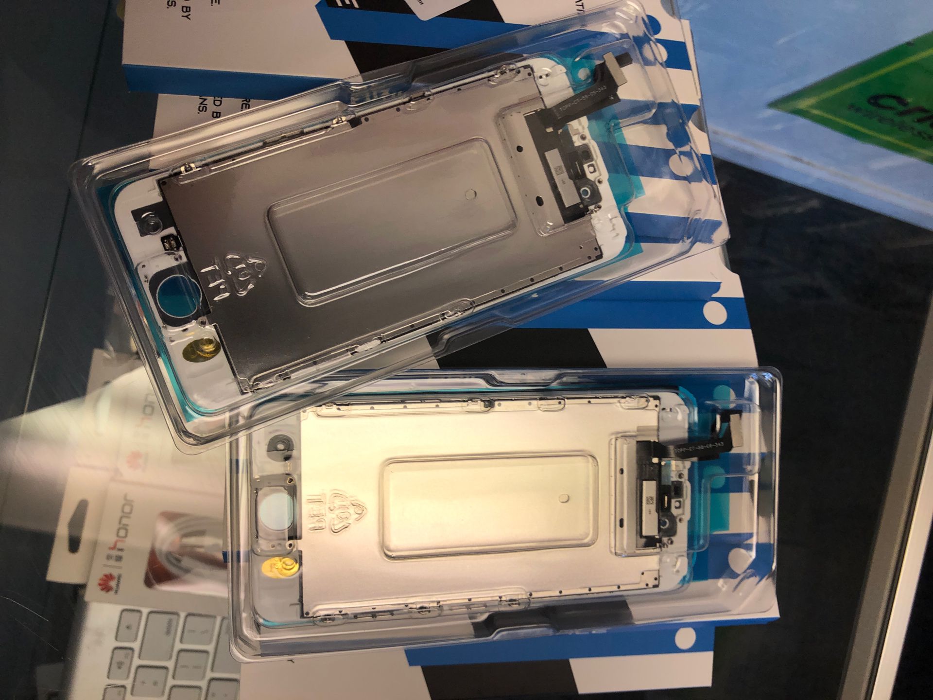 iPhone 6s LCDs