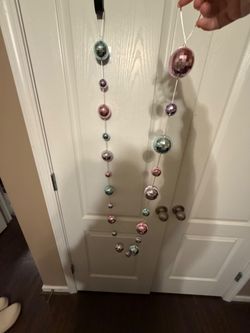 Making The Grade Iridescent Disco Ball Garland Pink Blue Silver 21 Count 72"