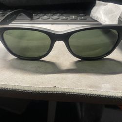 New Ray-Ban Wayfarers 