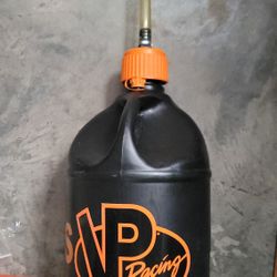 VP 5 gallon racing fuel container