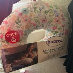 New Boppy Pillow
