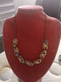 Vintage necklace abrolielis