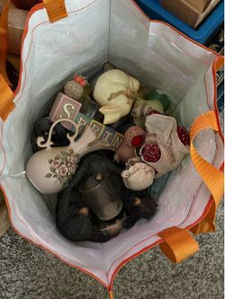Free Knick Knacks