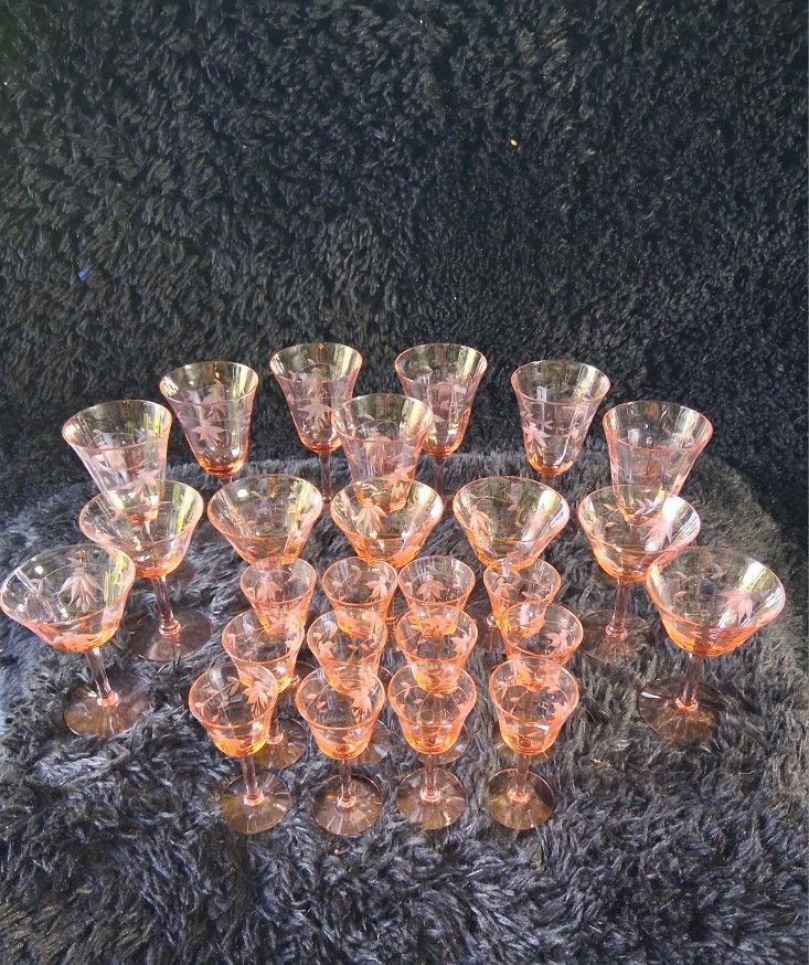 Large Set Of Vintage Pink depression Glass Etched With Floral Leaf.