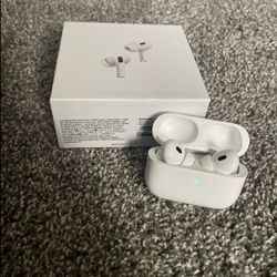 AirPod Pro Second Generation (NEGOTIABLE)