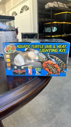 Aquatic Turtle UVB & Heat Lighting Kit