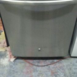 GE Profile Dishwasher 