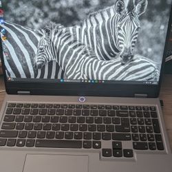 Lenovo LOQ Gaming Laptop - Ryzen 5, RTX 3050, 12GB RAM - Great Condition -