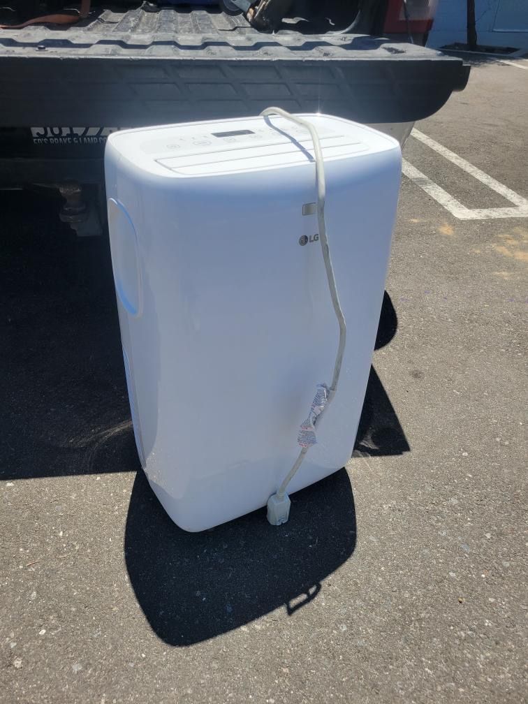 Air Conditioner 7k Btu Used LG