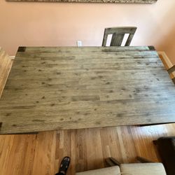 Dining Table with 6 Chairs – Solid Wood