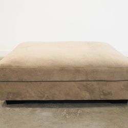 Oversized Barbados Mouse Ottoman 