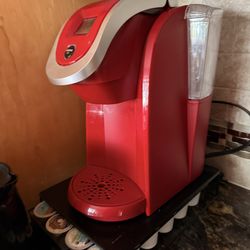 Keurig Coffee Machine With Carafe (plus Stand/coffee)