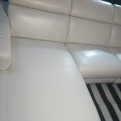 SECTIONAL GENUINE LEATHER RECLINER ELECTRIC WHITE COLOR.. DELIVERY SERVICE AVAILABLE 💥🚚 DELIVERY 🚚💥