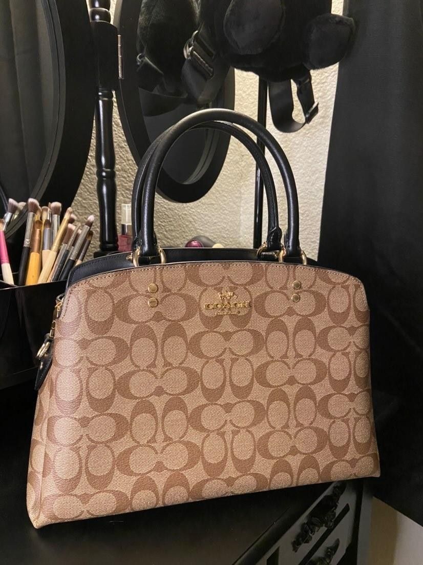 Coach Purse 👜