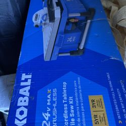 KOBALT CORDLESS TABLETOP TILE SAW KIT