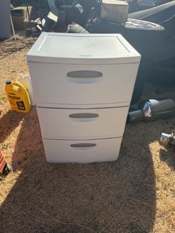 Sterilite 3-Drawer Plastic Storage Unit