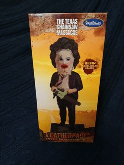 Pretty Woman Mask Bobblehead 