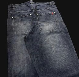 Southpole red tab