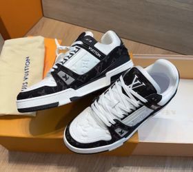 Louis Vuitton Trainer Sneakers – Black/White 🖤🤍