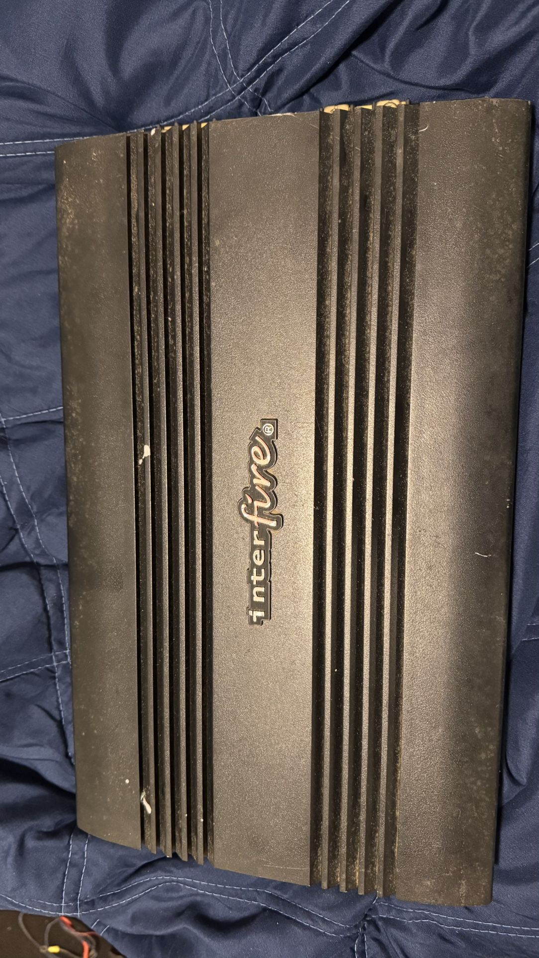 Amplifier 1800 Whats