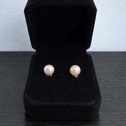 White Freshwater Pearl Stud Earrings