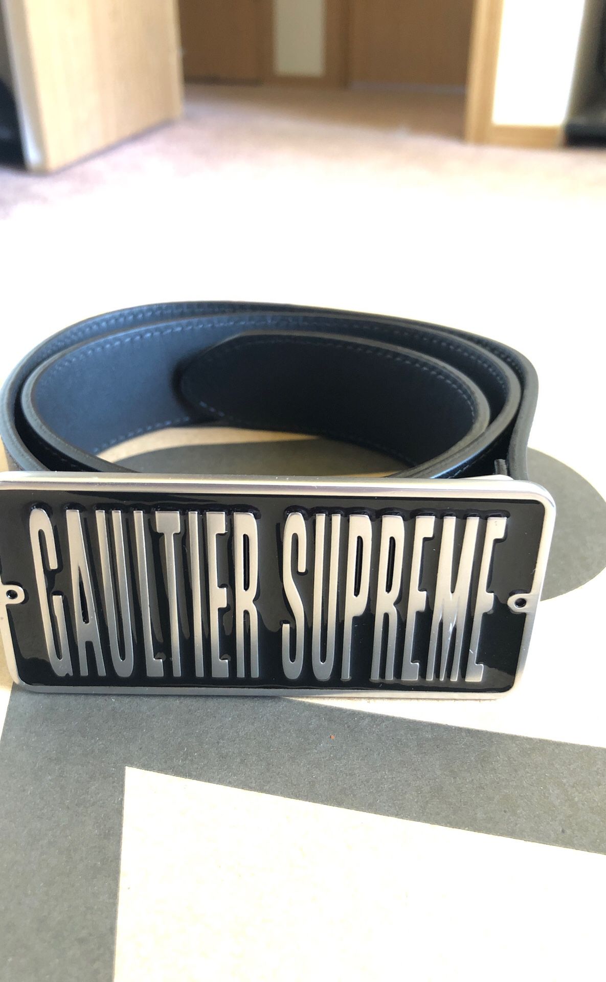 Supreme belt size S/M