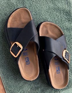 Birkenstock Black & Gold Crossover Slide Sandals-Size 8