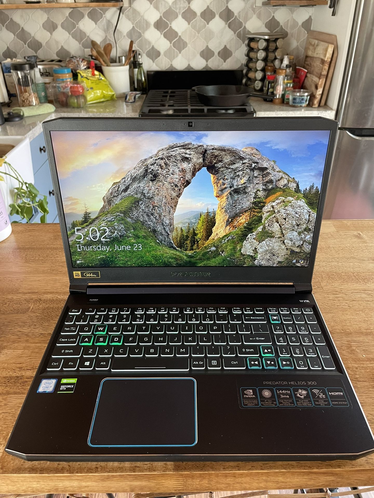 Acer gaming Laptop. Predator Helios 300