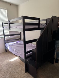 Twin Bunk beds with mattress