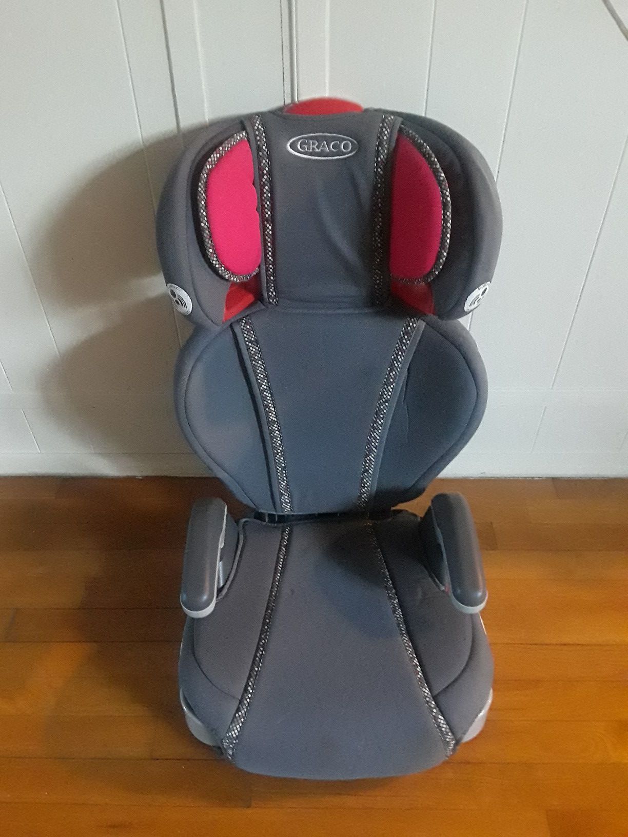 Graco car seat with removable booster seat