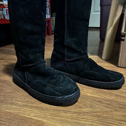 Dockers Black Faux Suede and Faux Fur Women’s Boots Size 8a