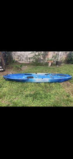 12 Foot Ascend Fishing Kayak 