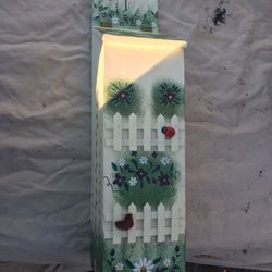 Like new plastic grocery bag holder only $10 firm