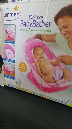 Deluxe baby bather