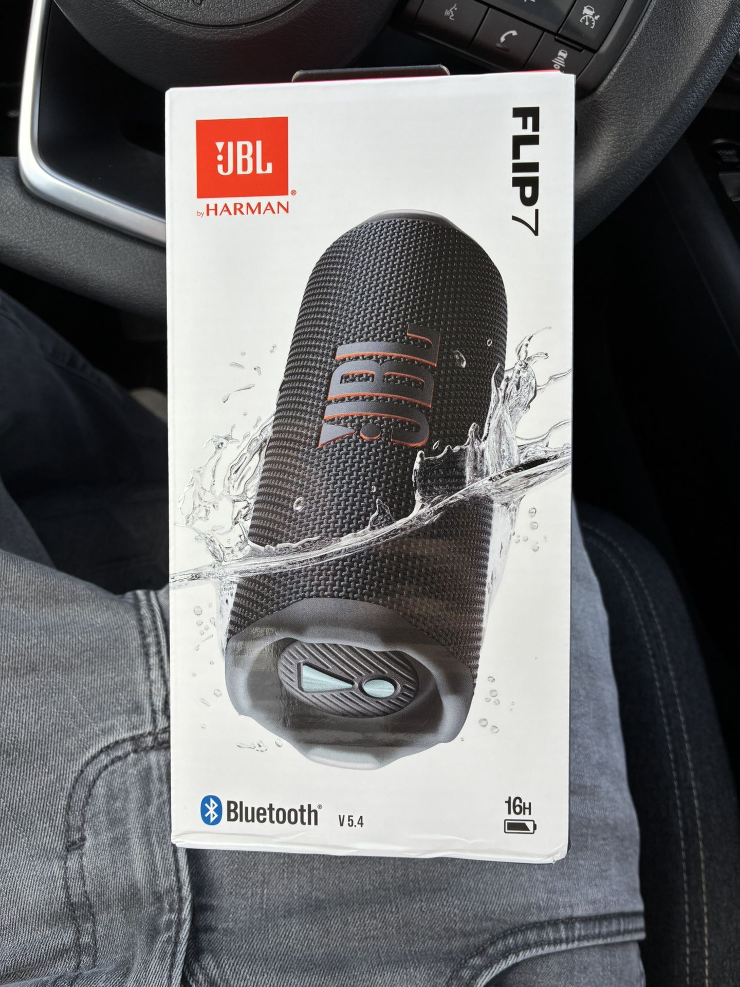 New JBL Flip 7 | Portable waterproof and drop-proof Speaker