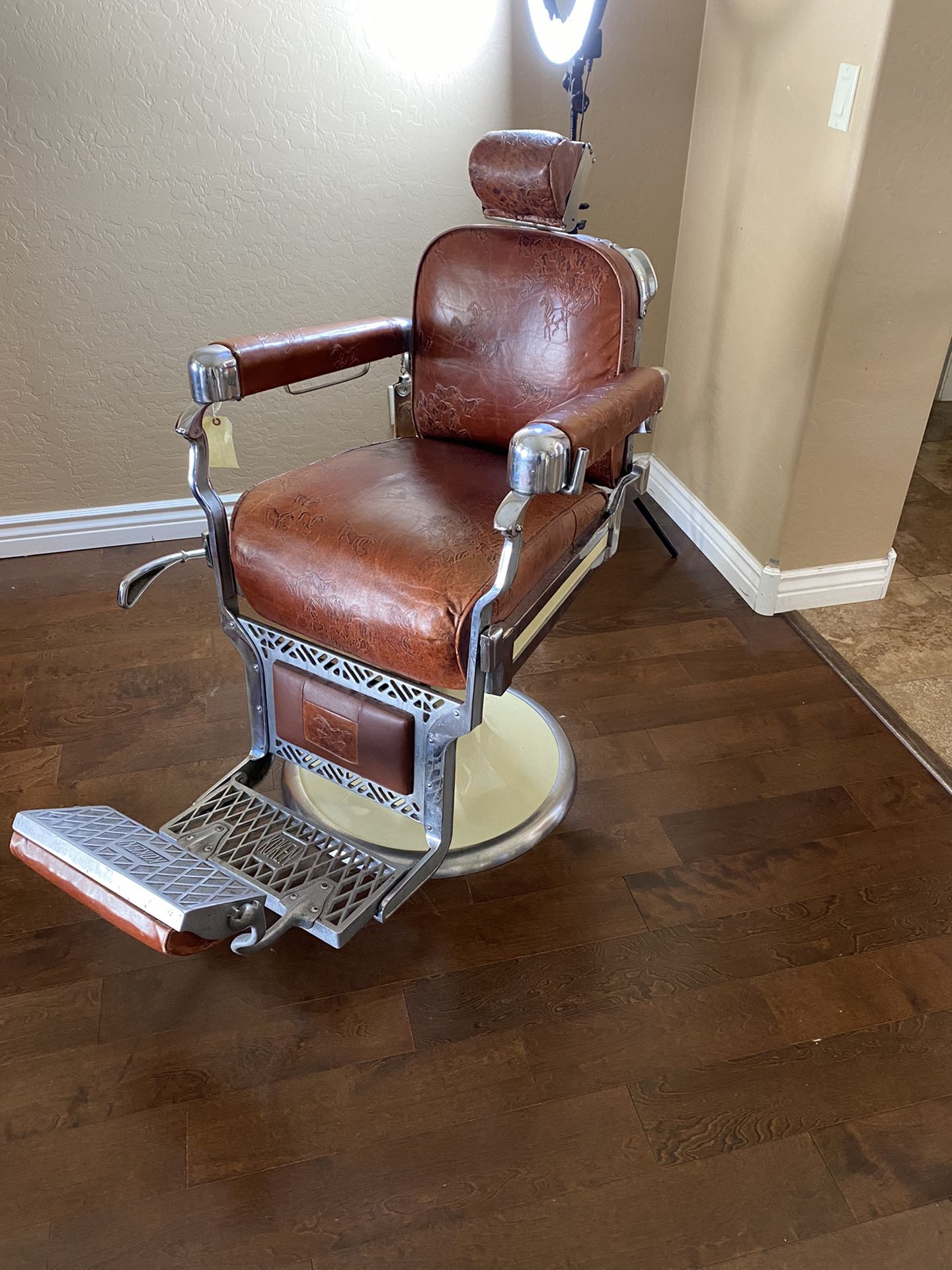 Koken Barber chair