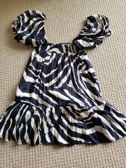 Zebra off-the-shoulder puff sleeve tunic dress