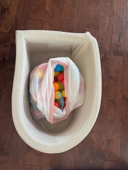 Ball pool for kids