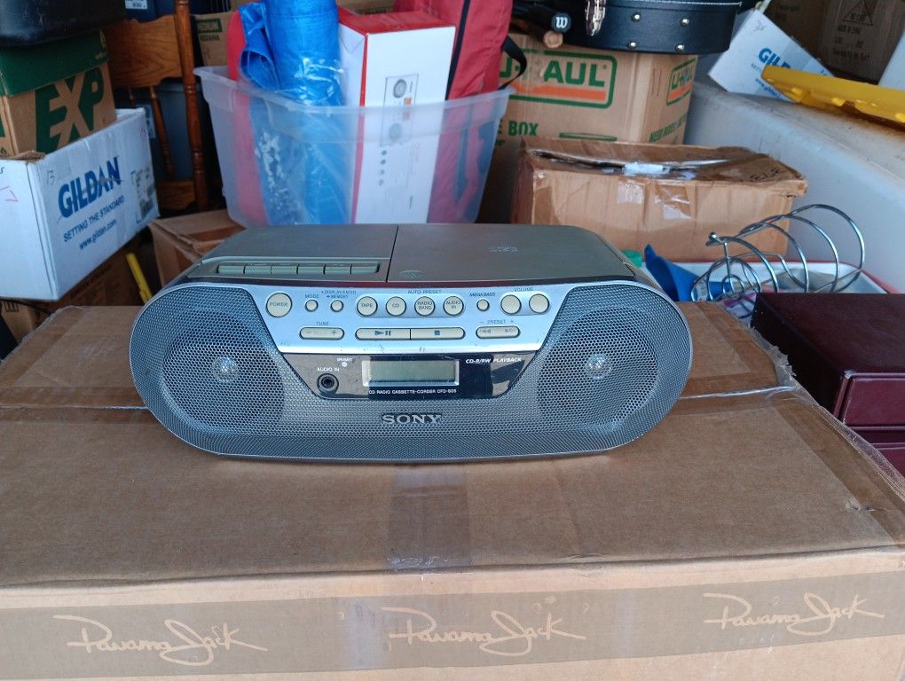 Vintage Sony Radio Cd Cassette Player