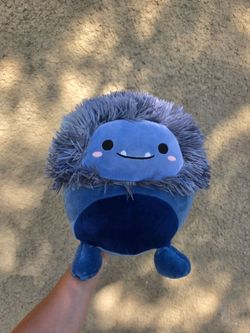 Blue furry creature Squishmallow