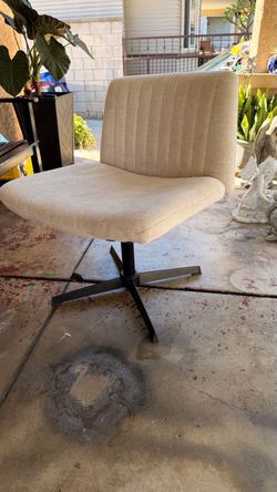 Computer chair